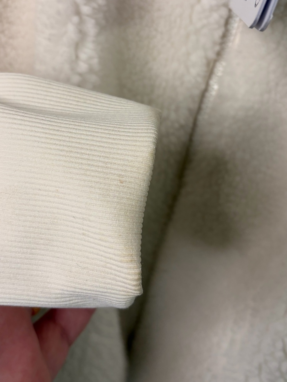 Alo Foxy Sherpa Jacket Ivory/White Women's Size Medium NWT READ - Picture 4 of 13